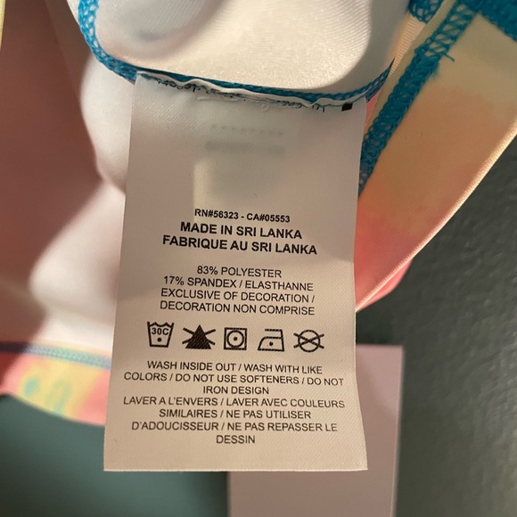 NIKE Dri Fit Performance Tank - Picture 6 of 7